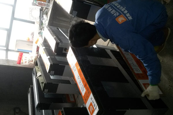 三菱電機(jī)中央空調(diào)產(chǎn)品到現(xiàn)場(chǎng)驗(yàn)收