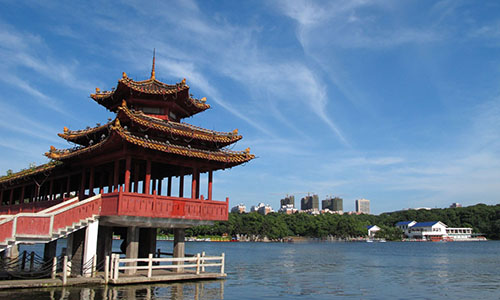 長沙的藍(lán)天白云之湖南烈士公園 長沙的藍(lán)天白云之湖南烈士公園